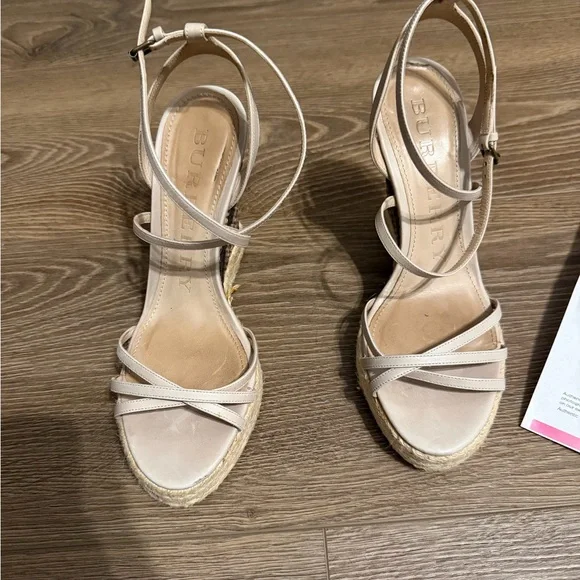 Burberry Women's Beige Espadrille Sandals with COA - Picture 2 of 5